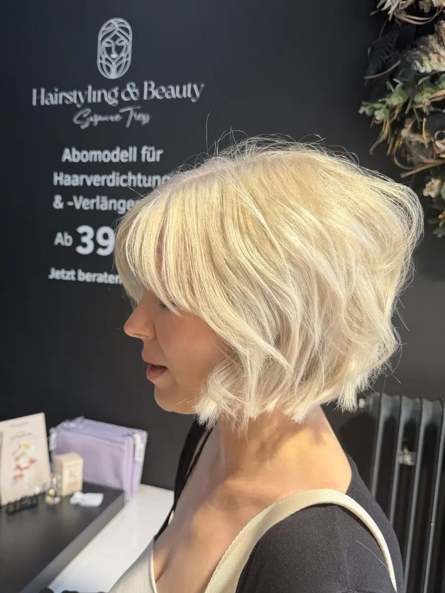 Blonder Kurzhaarschnitt – Bob mit weicher Textur